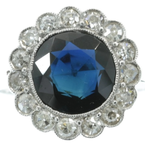 Platinum art deco diamond sapphire engagement ring by Artista Sconosciuto