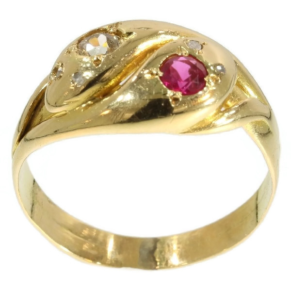 Victorian antique ring two intertwined snakes with ruby and diamonds by Onbekende Kunstenaar