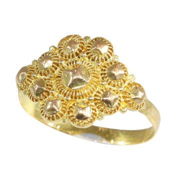 Eternal Elegance: Holland's Historic Gold Ring by Onbekende Kunstenaar