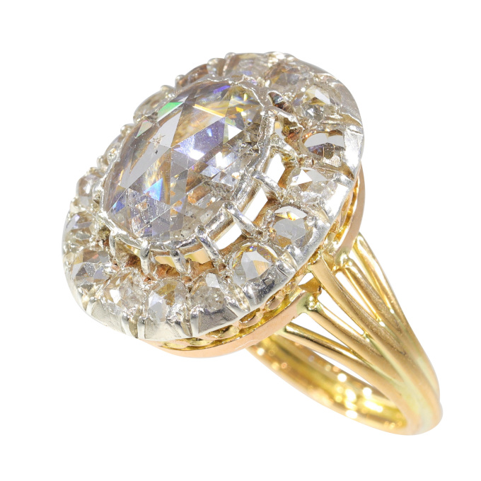 Vintage antique diamond cluster engagement ring with huge rose cut diamond by Unbekannter Künstler