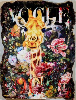 Vogue Giraffe by Costum De Biest